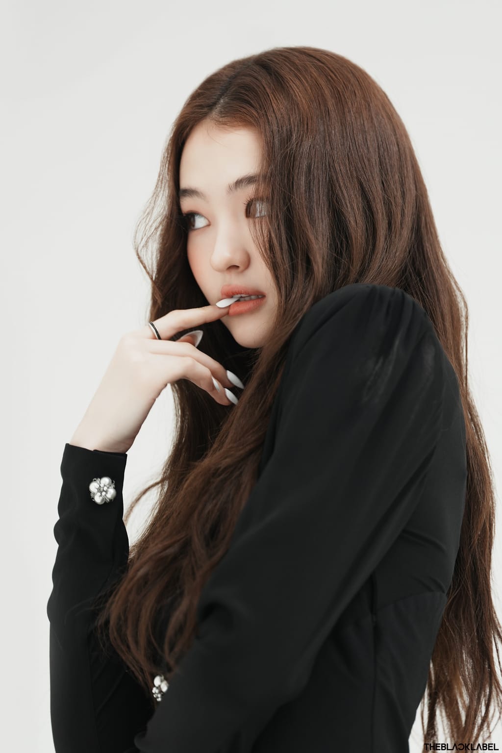 [미디어] 미야오 엘르재팬 비하인드 사진 | 인스티즈