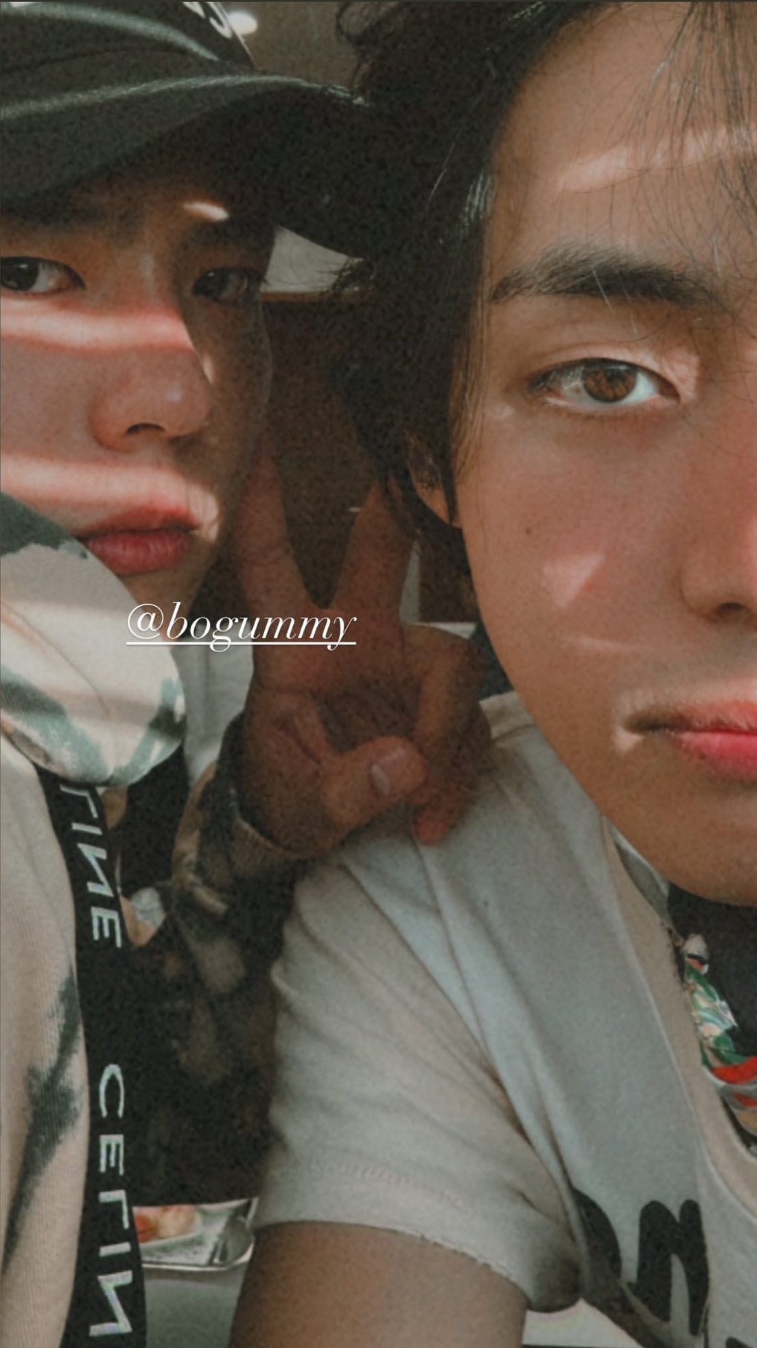 [잡담] 뷔 박보검 이 사진 몇년도야? | 인스티즈