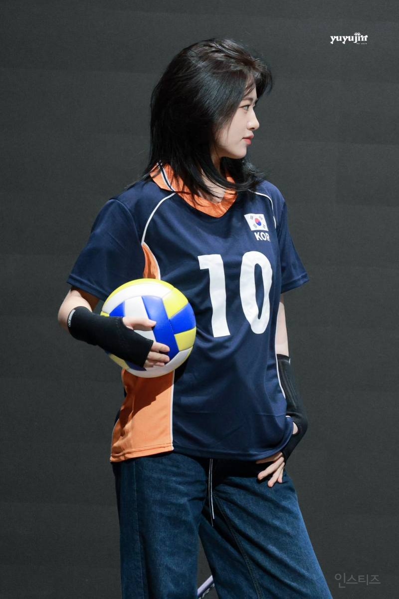스포츠 복장 신기하게도 잘 소화한다는 연예인.jpg | 인스티즈