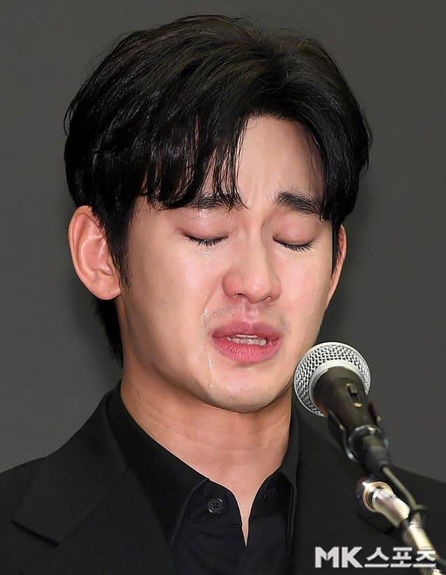 오늘 헤메코 𝙅𝙊𝙉𝙉𝘼 잘됐다는 김수현.JPG | 인스티즈
