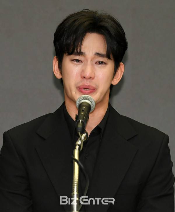 오늘 헤메코 𝙅𝙊𝙉𝙉𝘼 잘됐다는 김수현.JPG | 인스티즈