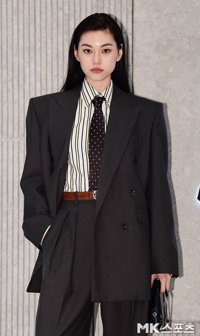 오늘 생 로랑 행사 참석한 김도연 기사사진 | 인스티즈
