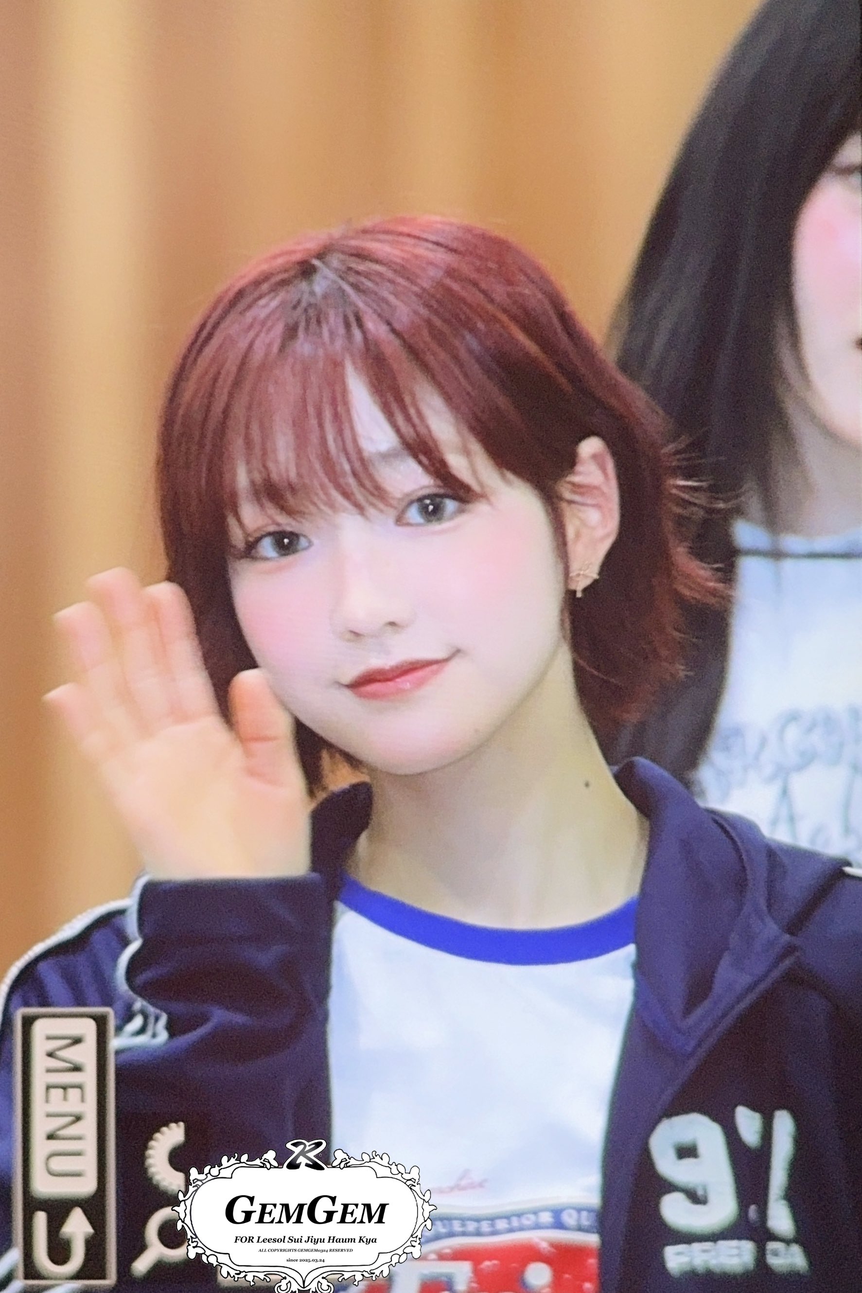 [잡담] 키키 지유 옆태가 너무 멋있어요... | 인스티즈