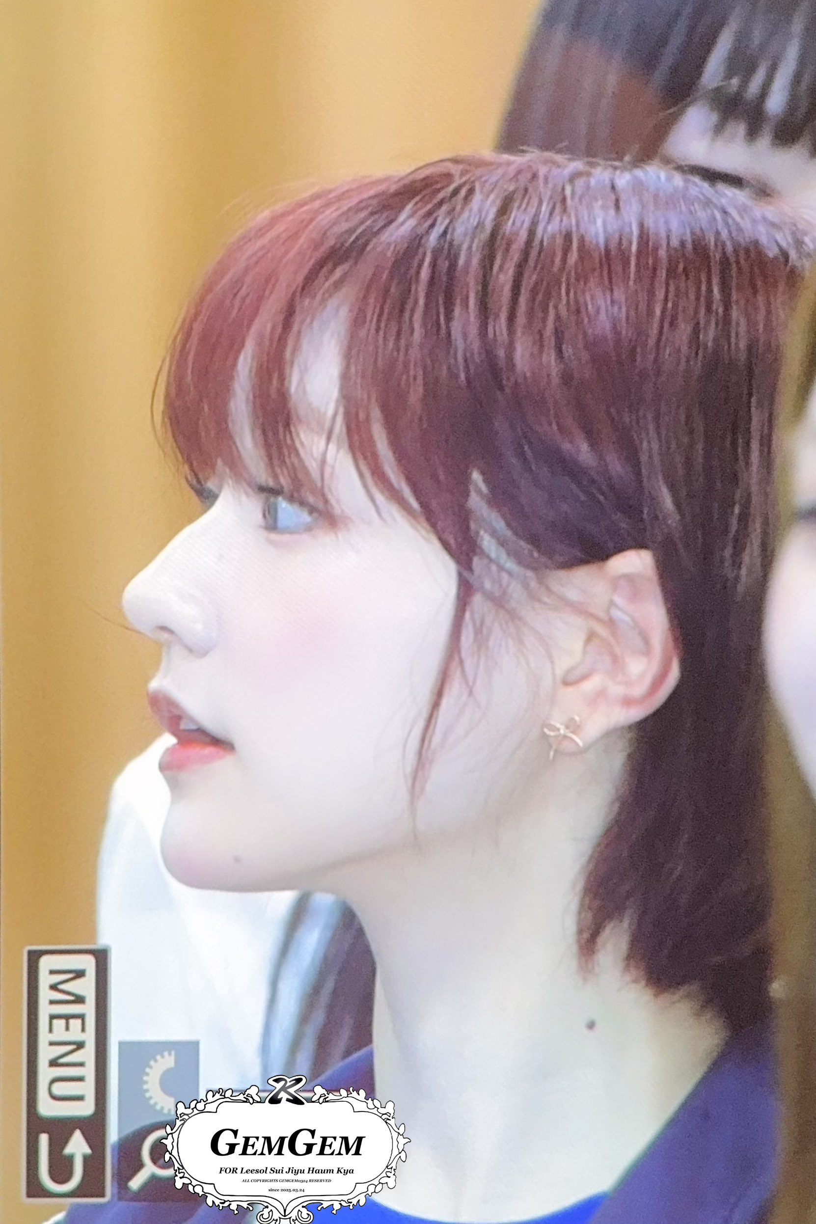 [잡담] 키키 지유 옆태가 너무 멋있어요... | 인스티즈