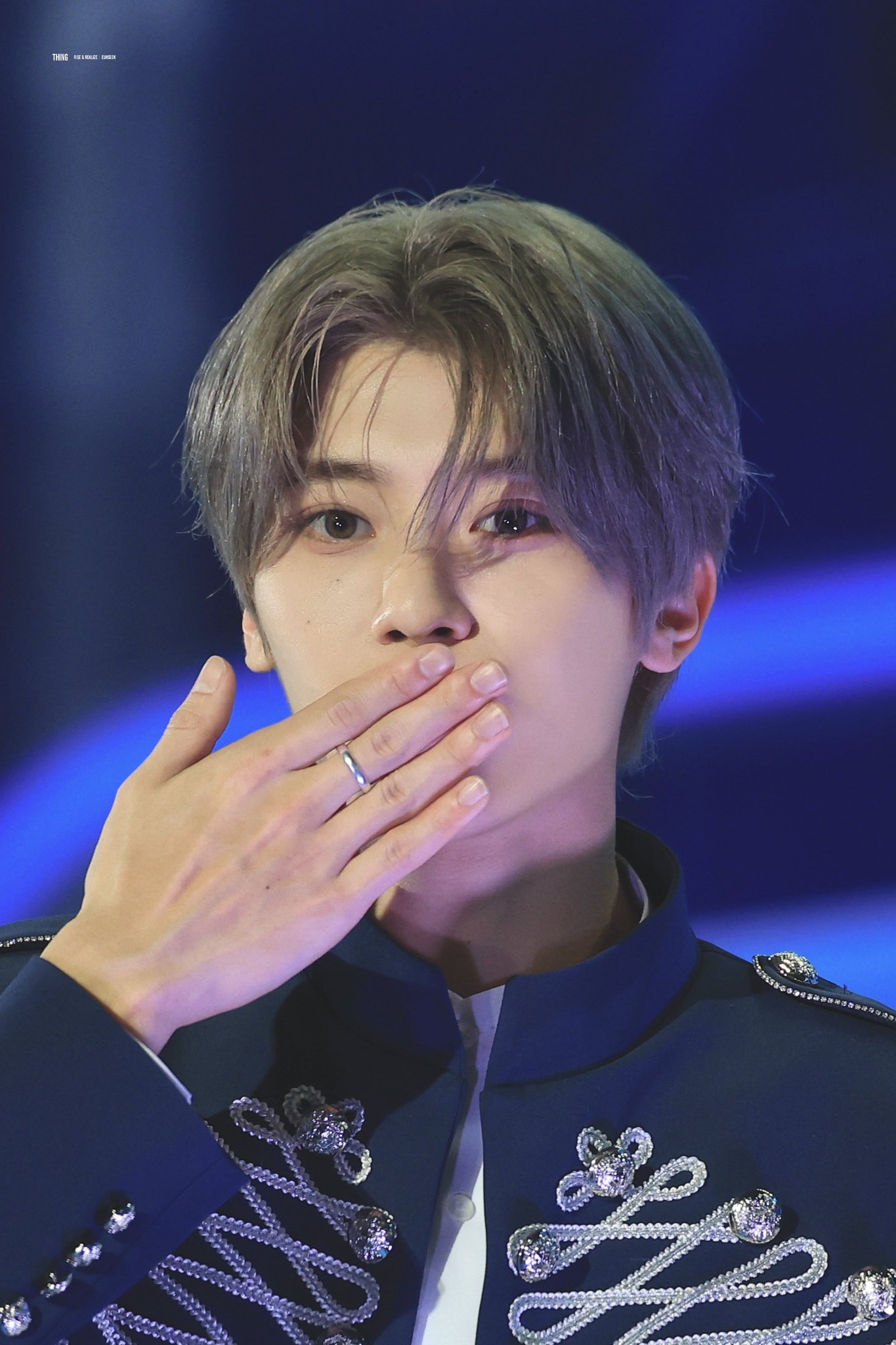 [잡담] 내 돌 홈마가 찍어준 시온왕자님 | 인스티즈