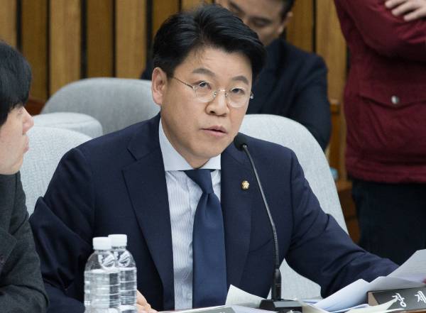 현재 장제원 관련 발언으로 터졌다는 테이 라디오.JPG | 인스티즈