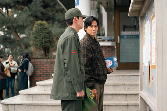 [잡담] 박해준은 "영범(이준영 분)에게는 미안한데, 내용을 알고 있다 보니 그게 작용을 했던 것 같다"라며 영범이에게 더 못되게 했던 것 같다"라고 말했다 | 인스티즈
