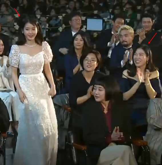 [잡담] 폭싹 찍기 전 염혜란과 아이유 신기해 ㅋㅋ | 인스티즈