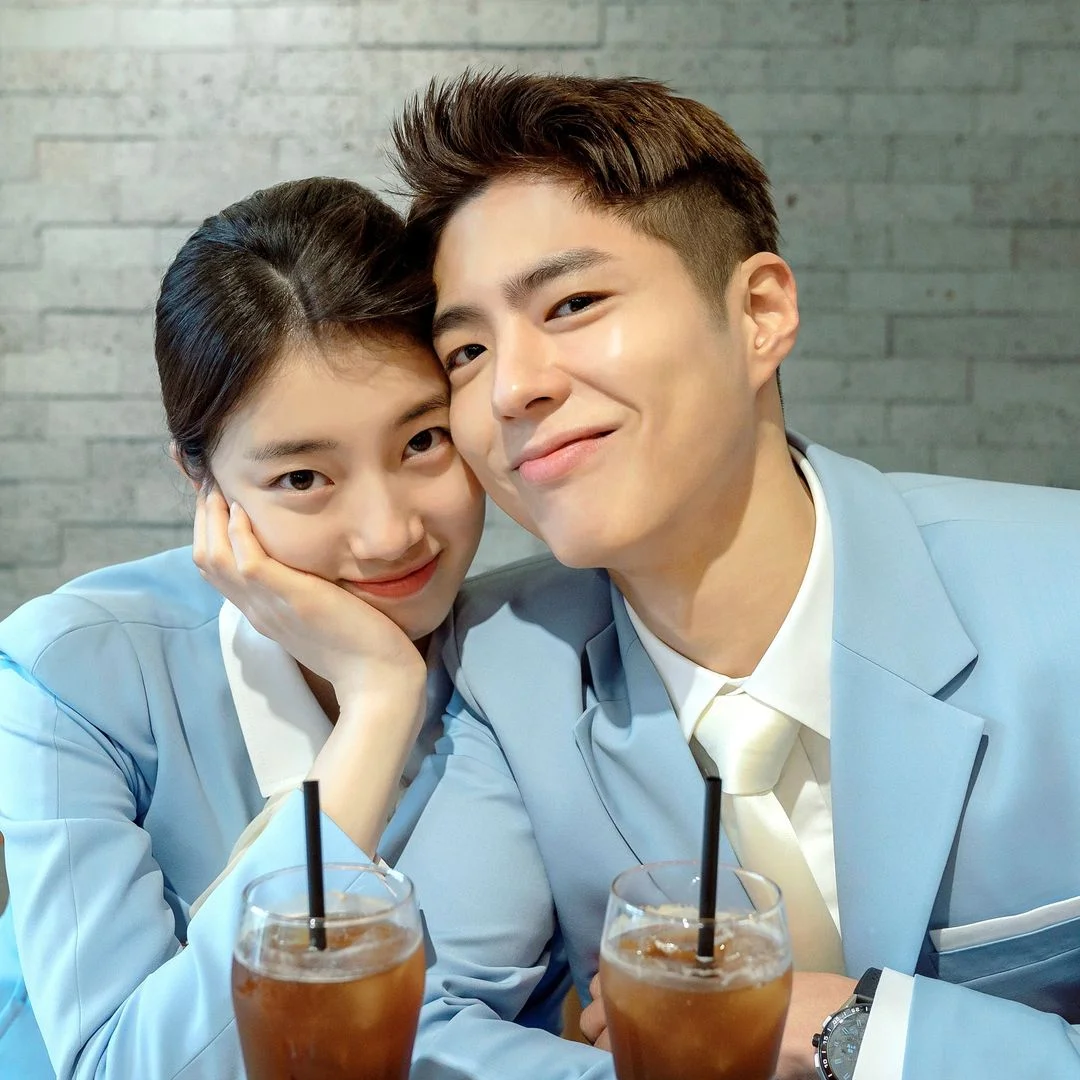 [잡담] 와 내 눈엔 수지 박보검 연인 같기도 하고 남매 같기도 해 | 인스티즈