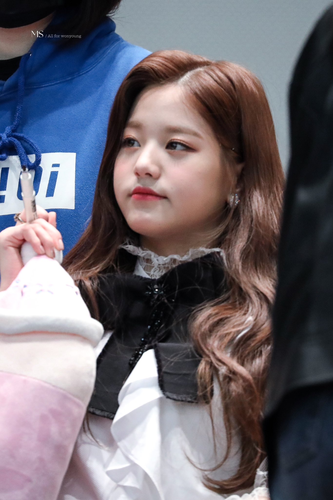 [잡담] 탐라에 넘어와서 봤는데 원영이 젖살 빠지기 전 진짜 귀엽닼ㅋㅋㅋㅋ | 인스티즈