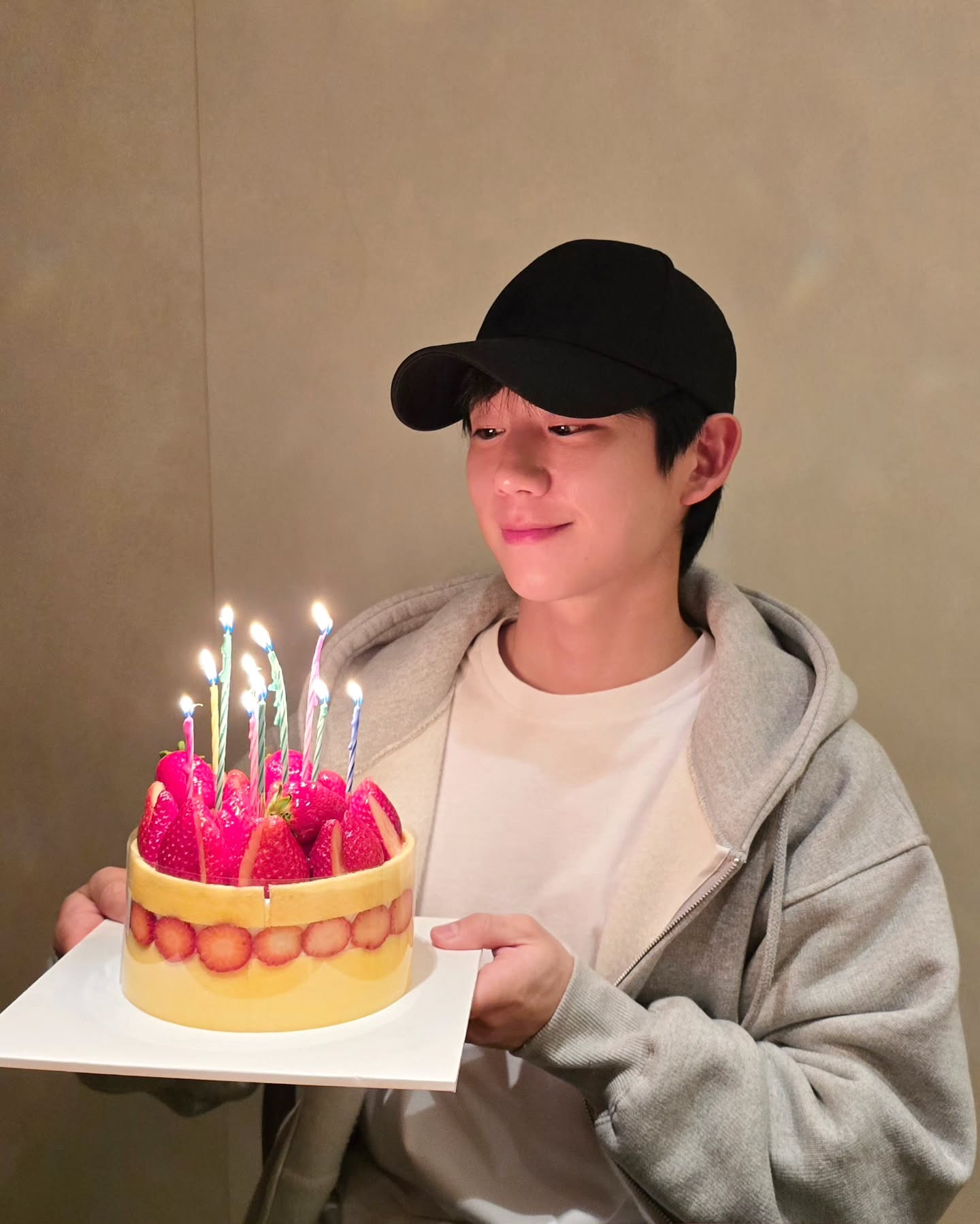 [정보/소식] 정해인 인스타그램 업데이트 | 인스티즈