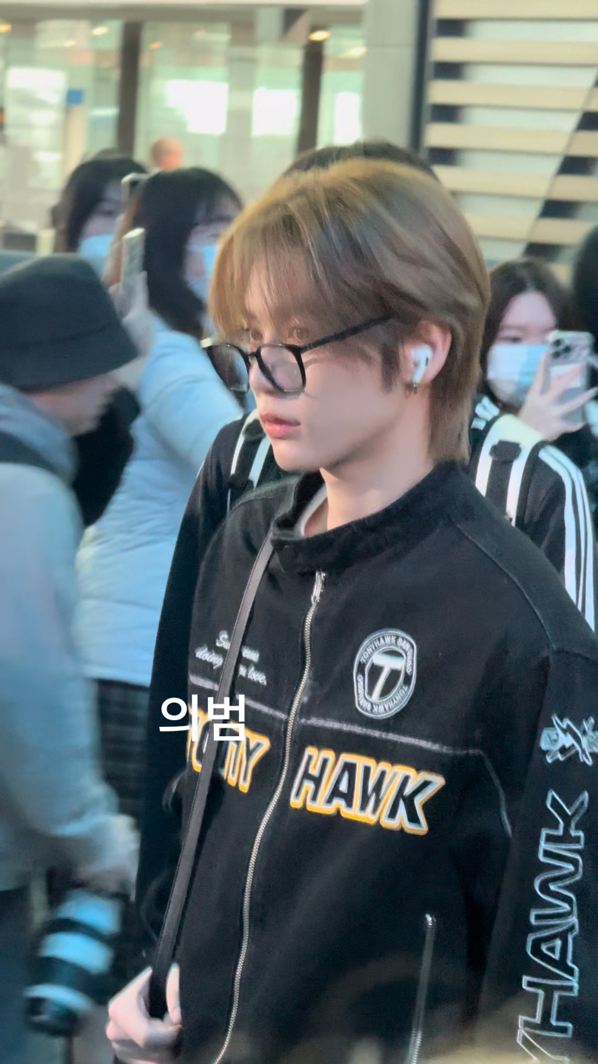 [잡담] 한태산 오늘 공항 폰카 | 인스티즈