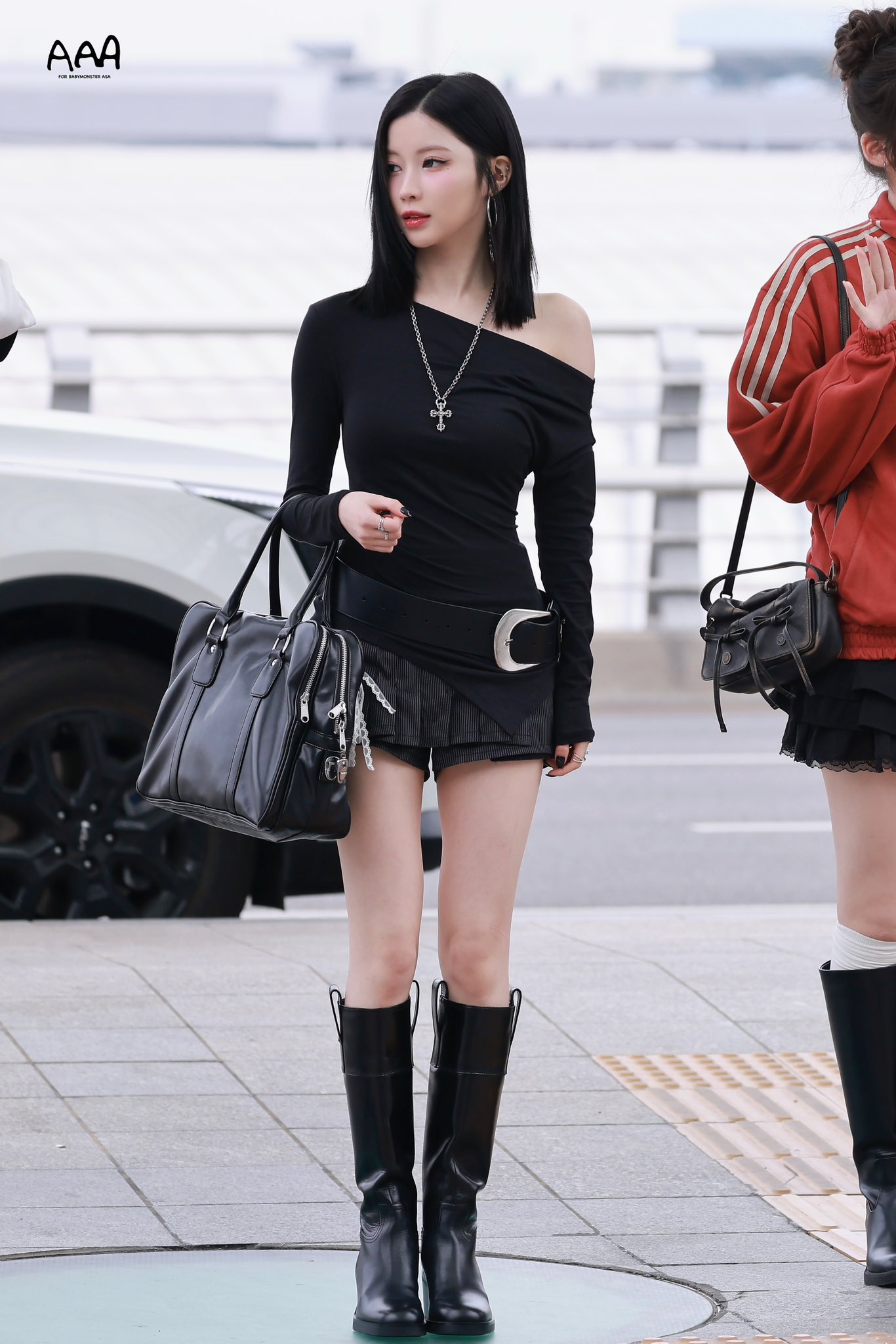 [잡담] 아사 오늘도 공항패션 대박이다… | 인스티즈