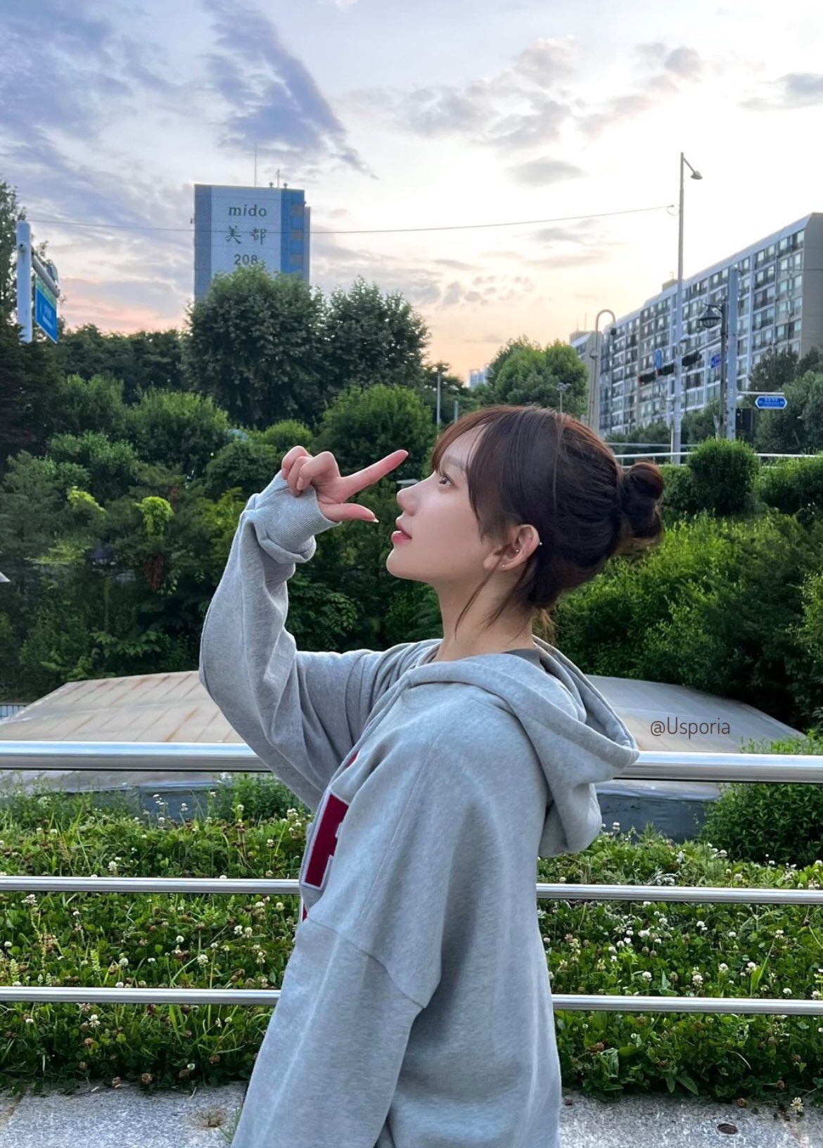[잡담] WM 신인 여돌 멤버 중에 얘 개예쁘다 .. | 인스티즈