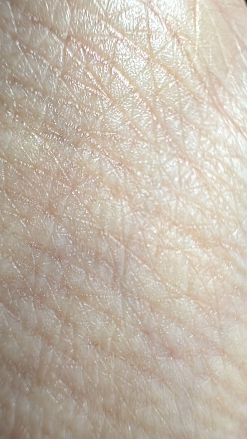 [잡담] 😱인간은 가까이서 보면 굉장히 징그럽구나... | 인스티즈