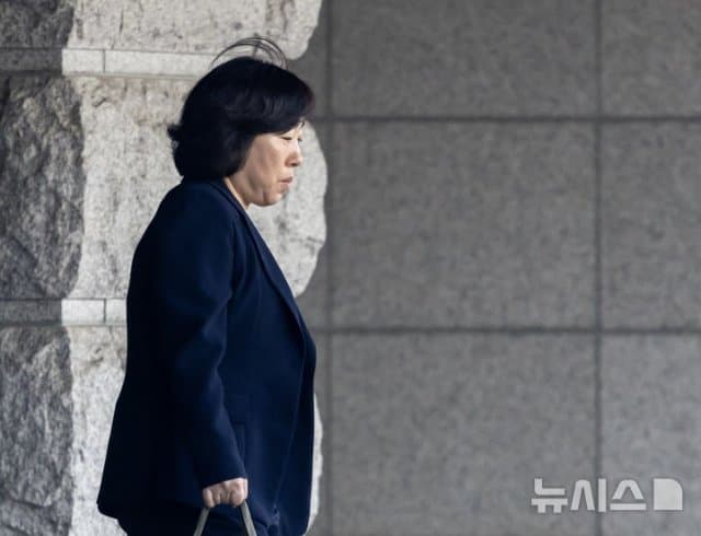 [잡담] 퇴근하는 헌법재판관들 | 인스티즈