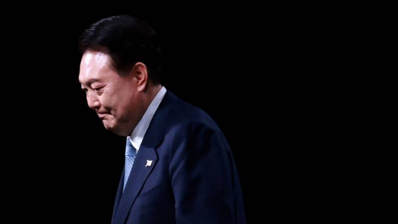 [잡담] [속보] 윤 전 대통령 "기대 부응하지 못해 안타깝고 죄송" | 인스티즈