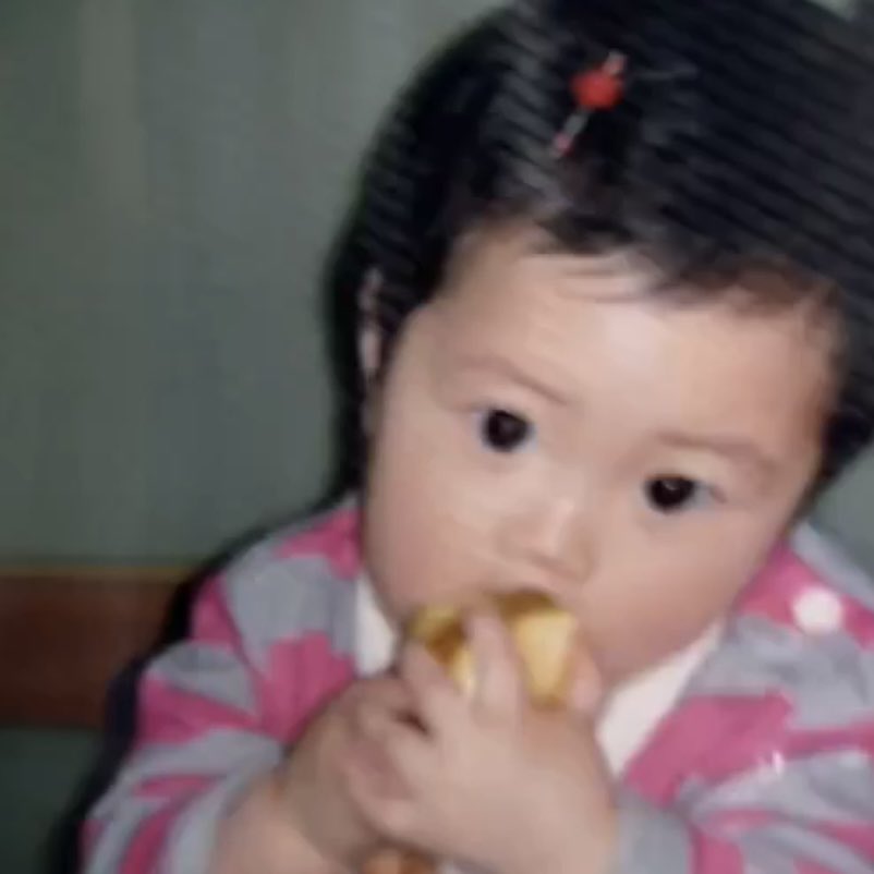 [잡담] 아일릿 원희의 아기 시절은 너무너무 귀엽습니다.. | 인스티즈