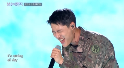[정보/소식] 우즈, 현역 복무 중에도 강력한 '드라우닝' 역주행…이유 있네 [N초점] | 인스티즈