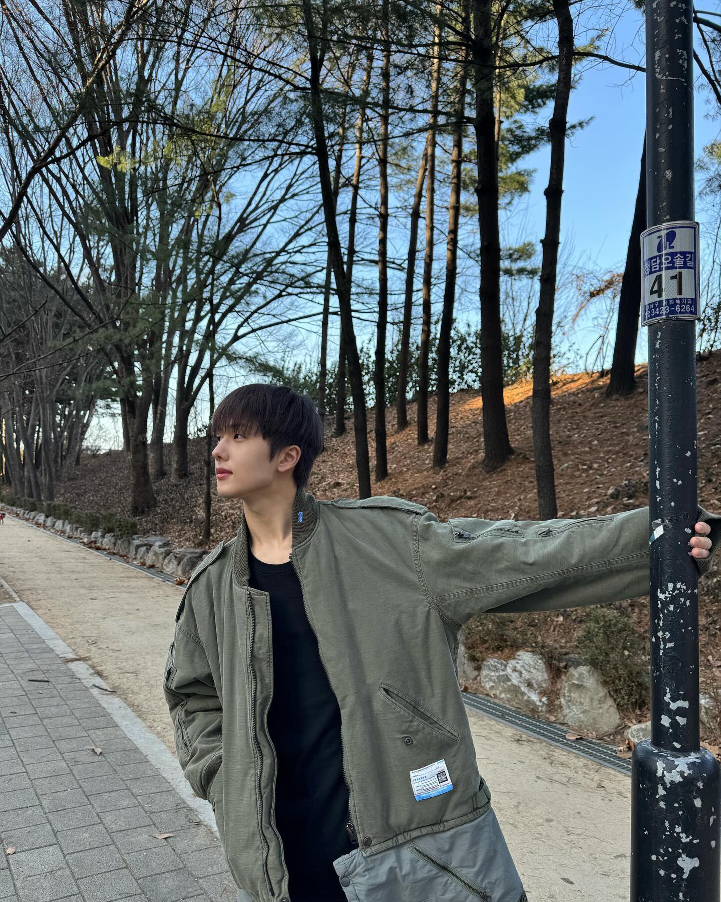 [잡담] 지성이한테 아무도 머리 자른거 애기 같다고 하지마.. | 인스티즈