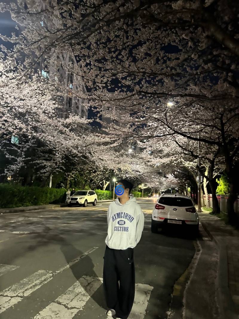 [잡담] 이런 사진 인스타에 올리면 좀 그런가요? | 인스티즈