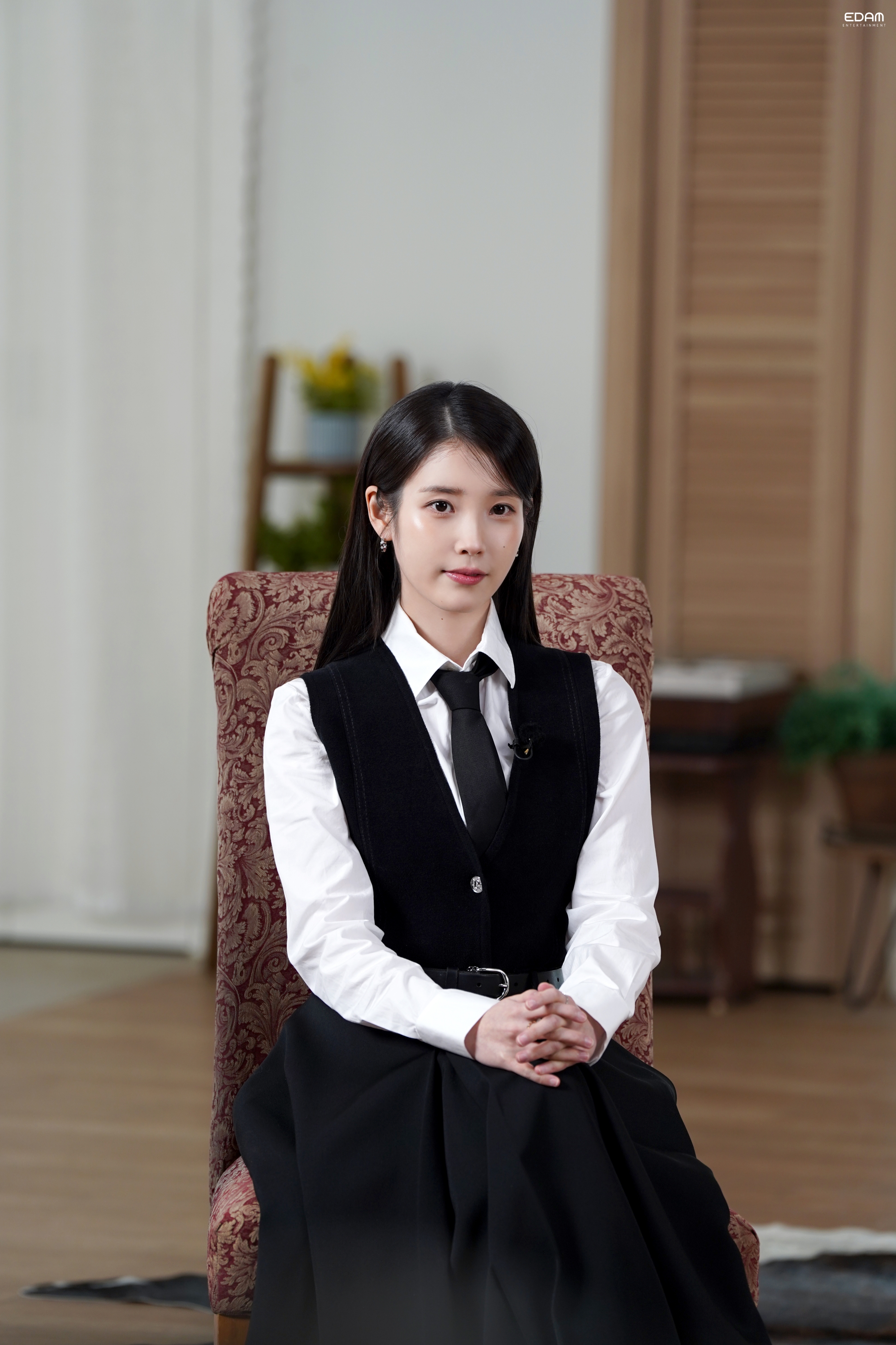 [잡담] 아이유 차기작이나 빨리 정했으면 좋겠네 | 인스티즈