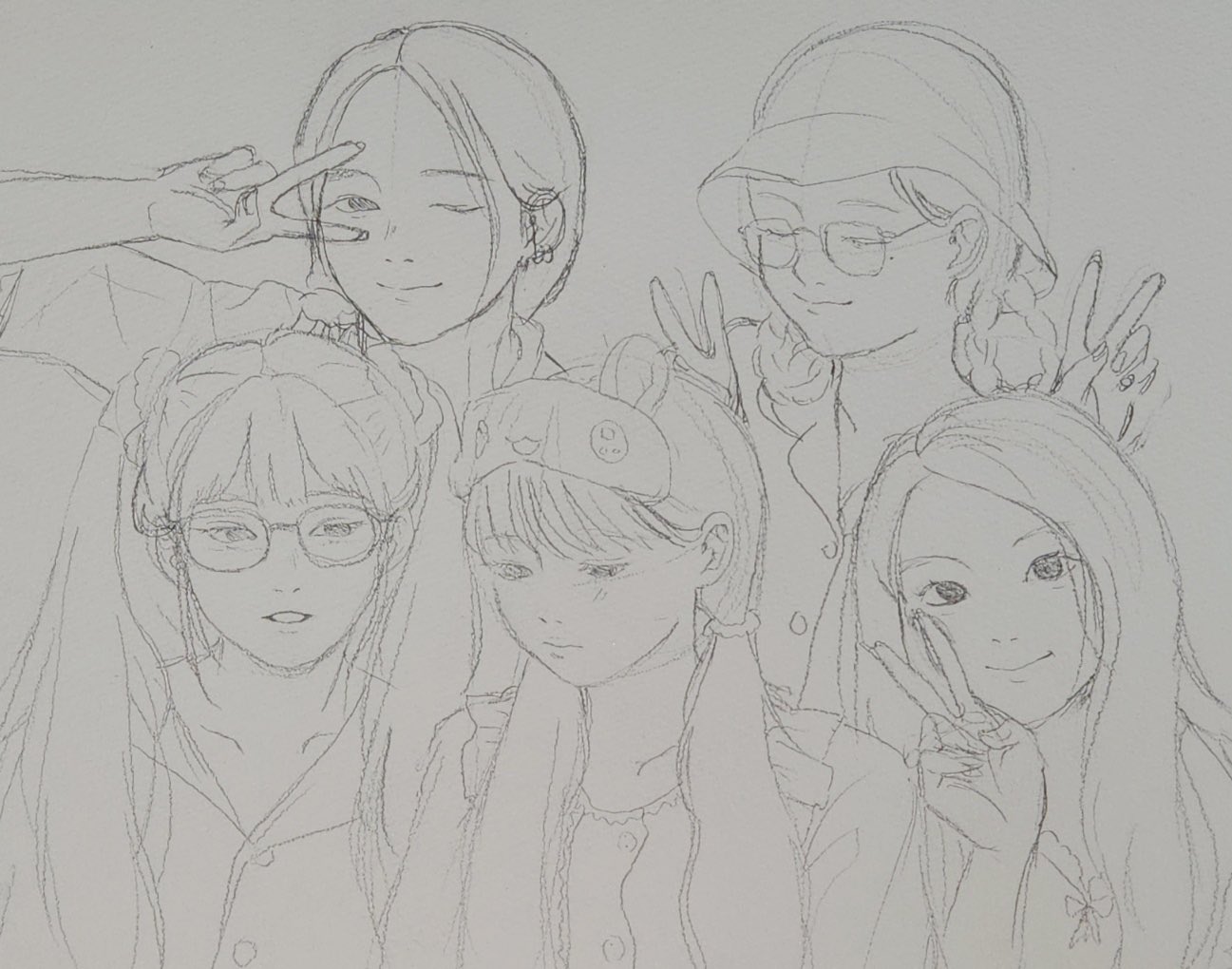 [잡담] 유스피어 (WM 신인 걸그룹) 채나 웹툰작가가 꿈이었다고 하던데 그래서 그런지 그림 완전 잘 그려 | 인스티즈