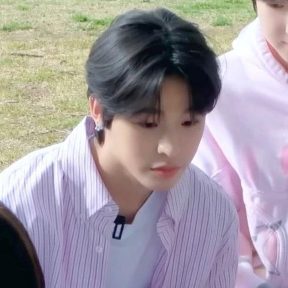 [잡담] 리쿠도 입덕 전후에 저장한 짤 보면 차이가 확실함 | 인스티즈