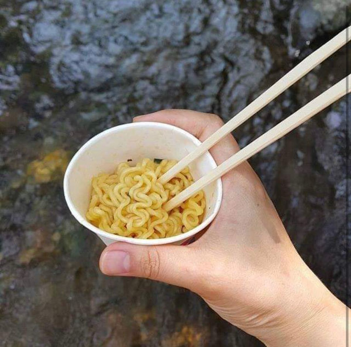 [잡담] 다음 두 가지중에서 더 맛있는 음식은? | 인스티즈