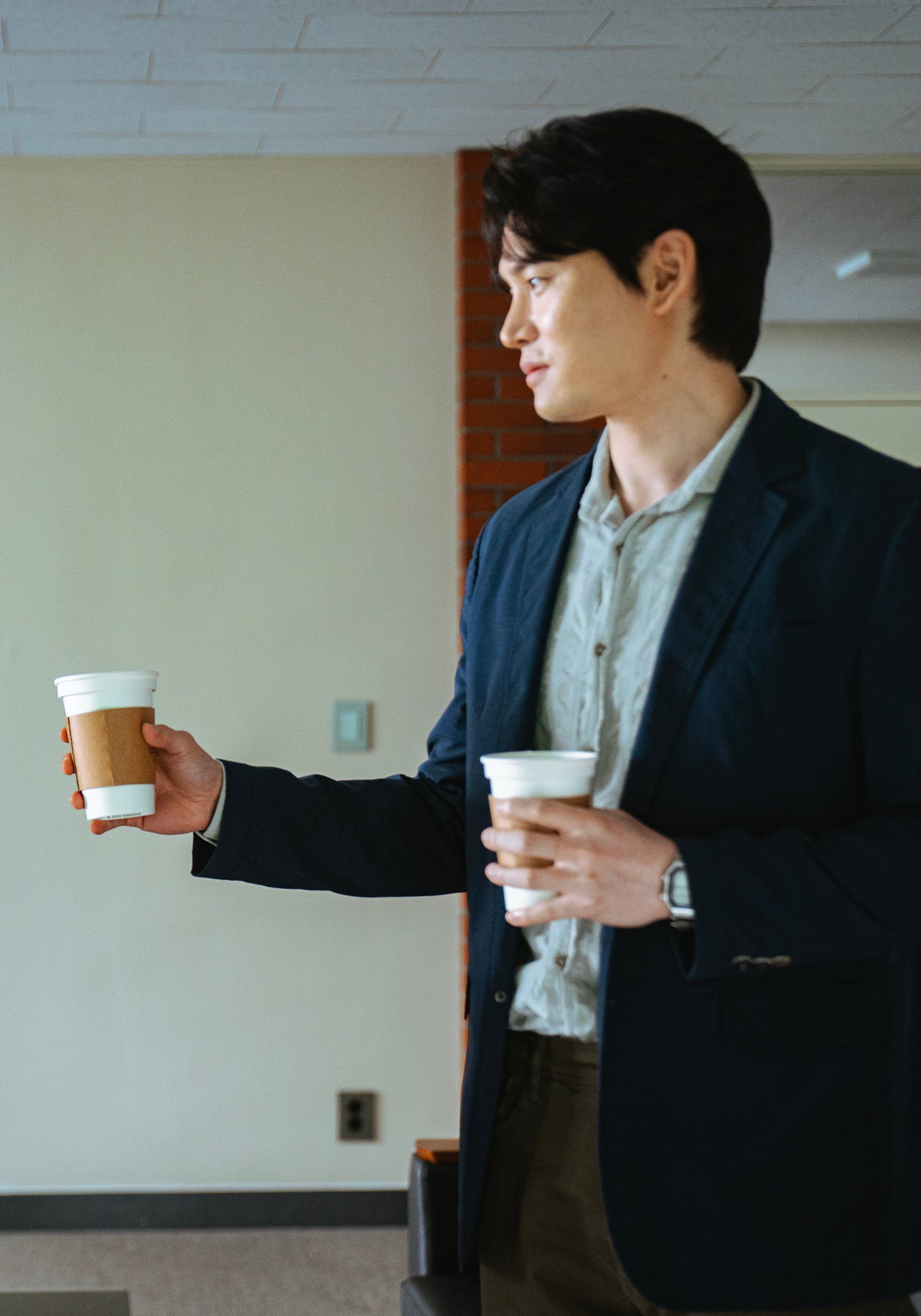 [잡담] 엘런킴 얘 진짜 정상은 아닌듯 ㅈㅇ 하이퍼나이프 | 인스티즈