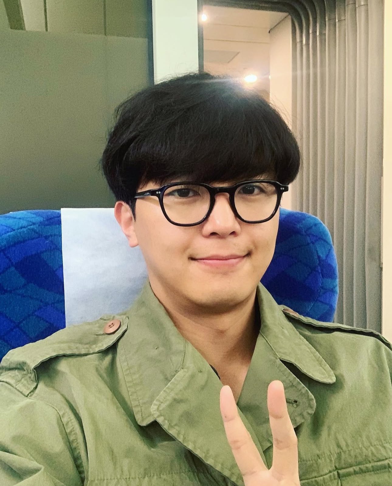 [잡담] 아니 연우진은 안경+너드미가 미쳤슴 | 인스티즈