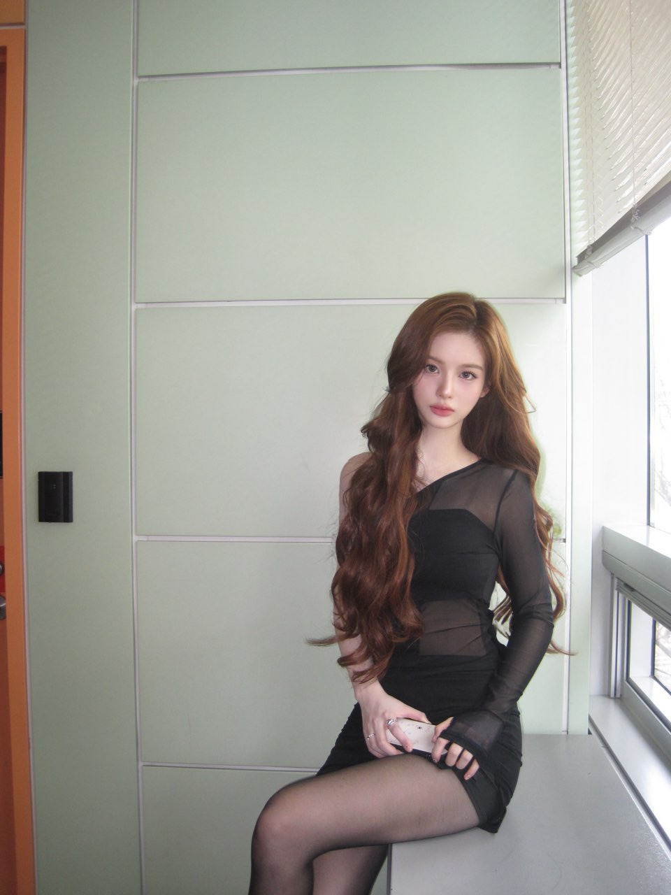 [잡담] 설윤 이사진 좀 무서움 | 인스티즈