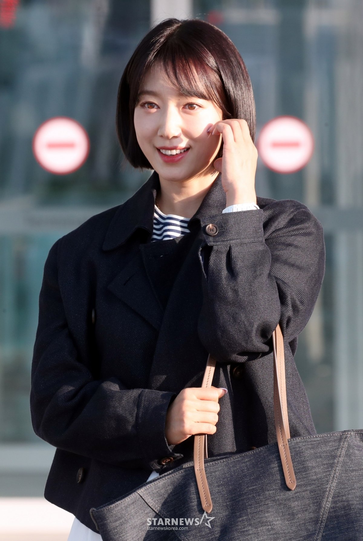 [잡담] 와 박신혜 오늘 공항 기사사진 봐… | 인스티즈