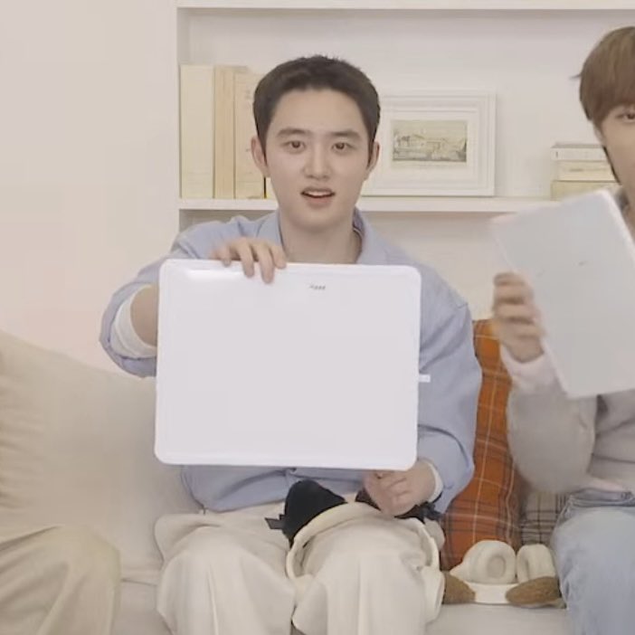 [잡담] 도경수 글씨 크게 못쓰나봄 | 인스티즈