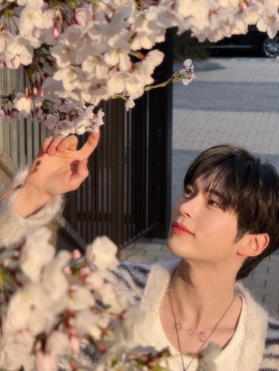 [잡담] 성한빈 사진 직접 보정해준거 | 인스티즈