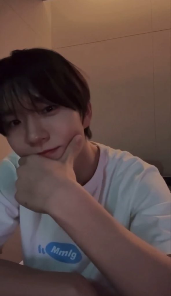 [잡담] 대영이 왤케 잘생겼냐 | 인스티즈