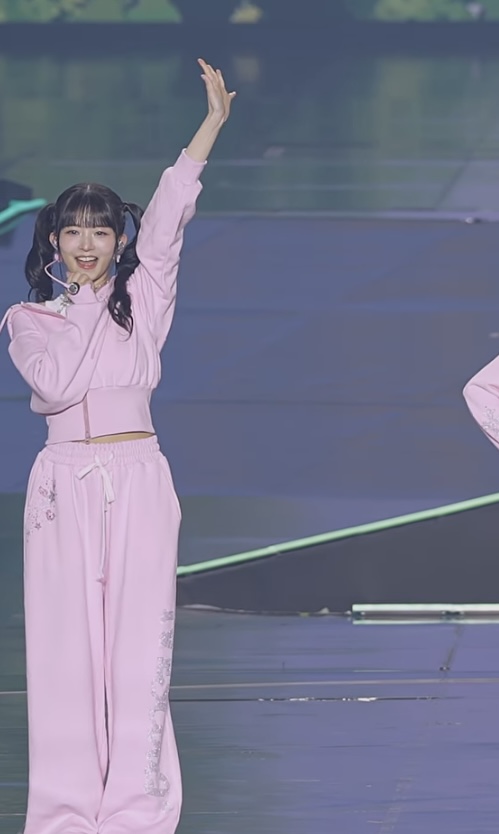 [잡담] 아니 쇼츠보고있는데 레이 너무 귀여움 | 인스티즈