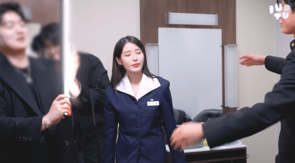 [잡담] 맞는게 없는.. 아이유 박보검😅😅 | 인스티즈