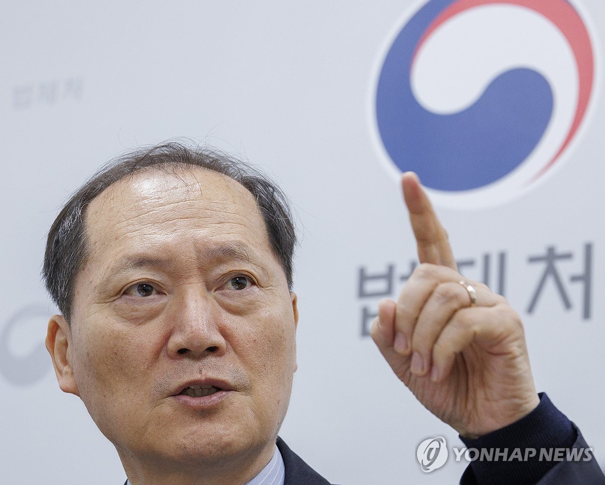 [잡담] 3년 후 이분이 대통령 파면하면 짜릿할듯 | 인스티즈