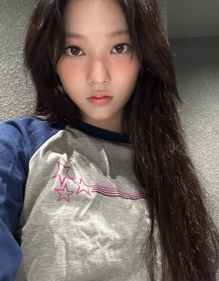 [잡담] 뉴진스 해린 이 사진 써클렌즈 뭔지 아는 사람 ㅜ ㅜ | 인스티즈