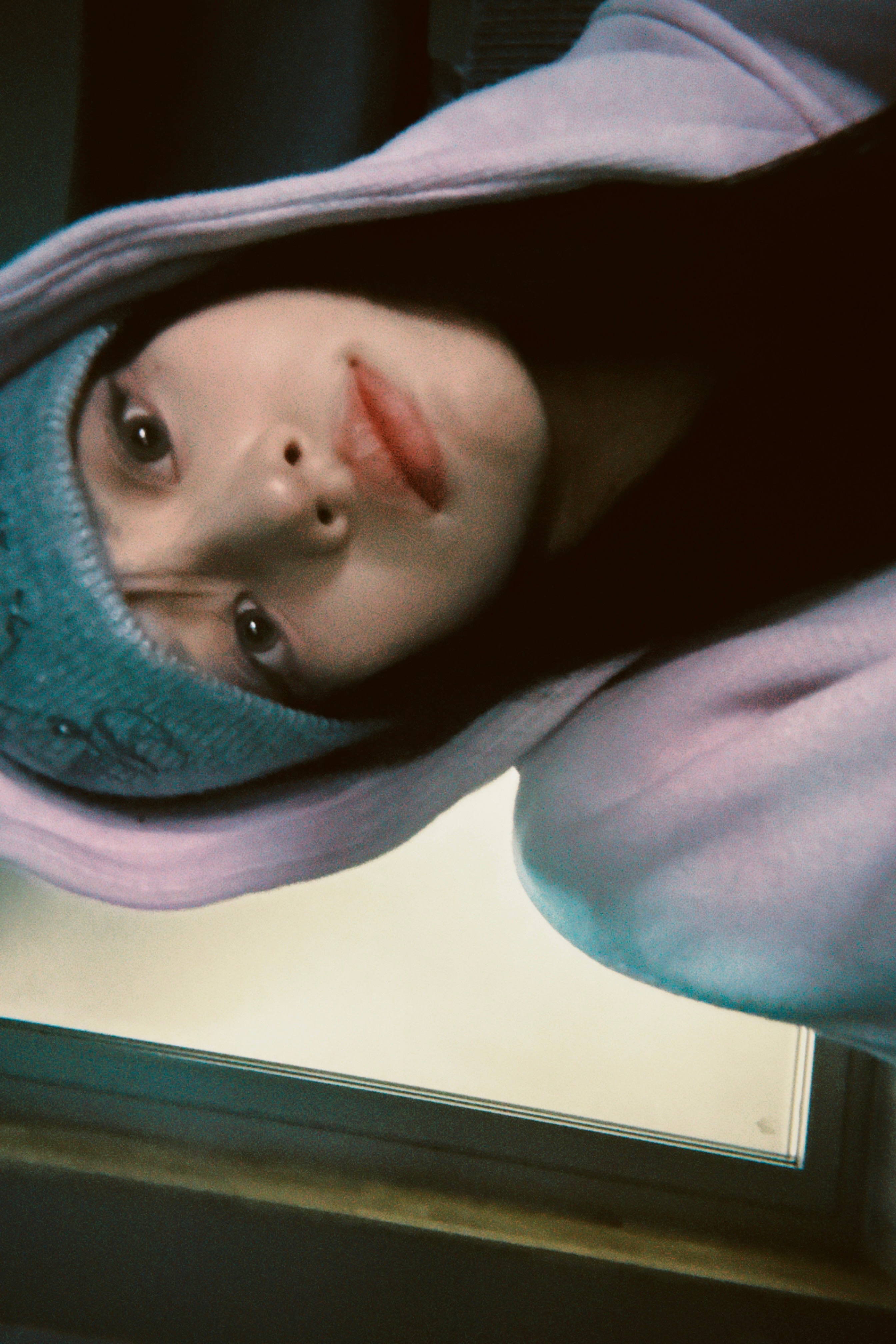 [잡담] 민주 방금뜬 셀카 ㄴㅁ예뻐 말도안돼 | 인스티즈