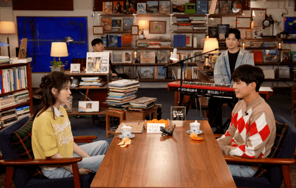 [잡담] 박보검 아이유가 친구면 난 진짜 친구 없다..ㅋㅋㅋ | 인스티즈