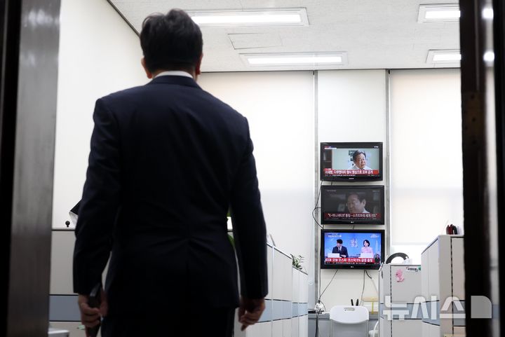 [잡담] 어둠의 재명단 : 잘 하고 있구나... | 인스티즈