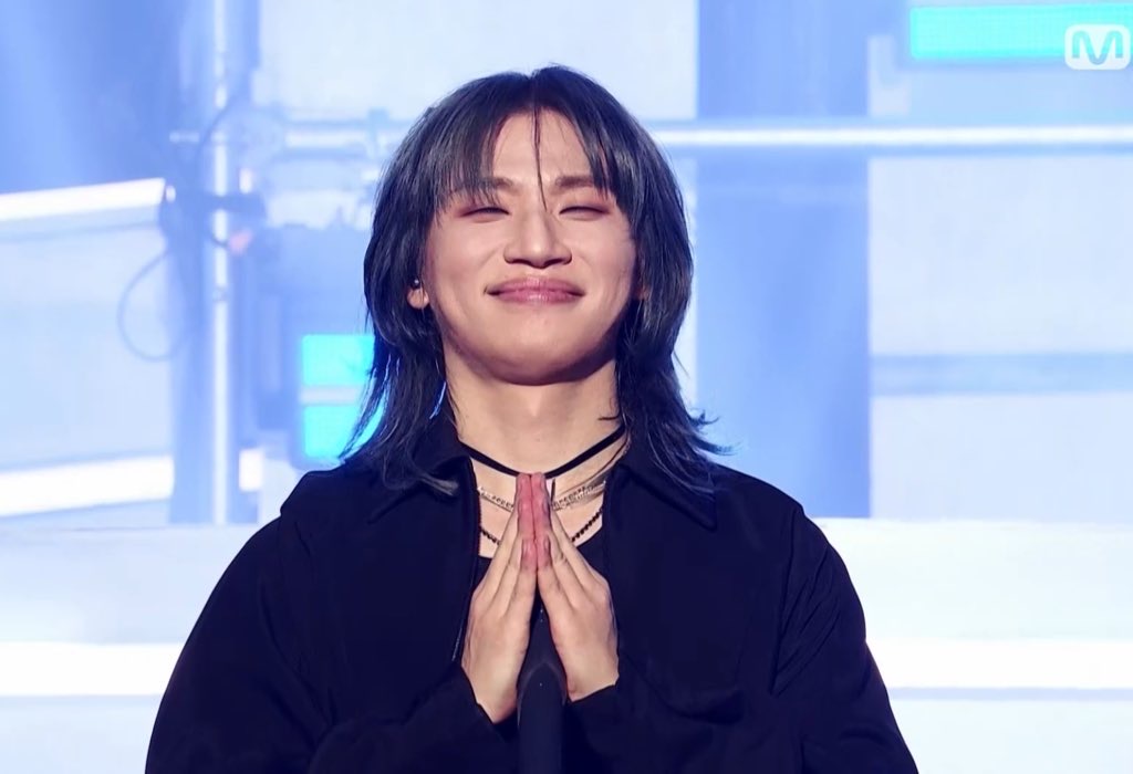 [잡담] 대성이 엔딩포즈ㅋㅋㅋ진짜 집채린 해줬ㅋㅋㅋㅋㅋ | 인스티즈