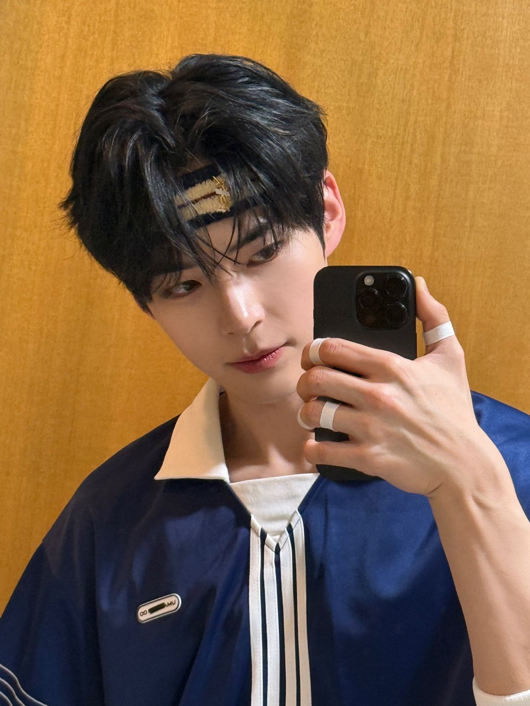 [잡담] 성한빈이 거울셀카를 낋여왔노라 | 인스티즈