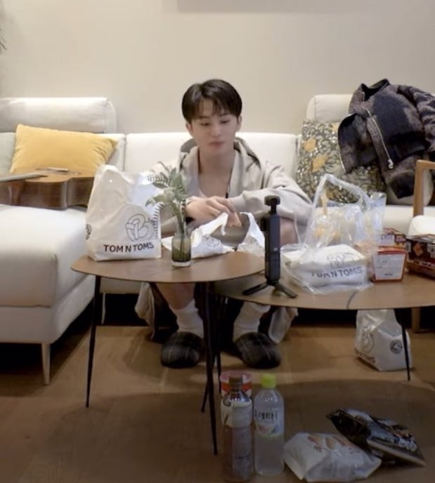 [잡담] 마크 이거 진심 깜찍큐티느좋 | 인스티즈