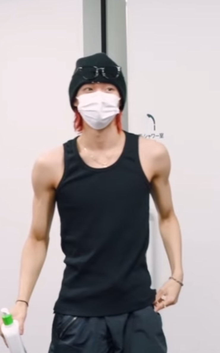 [잡담] 오늘 뜬 원빈 어깨들 | 인스티즈