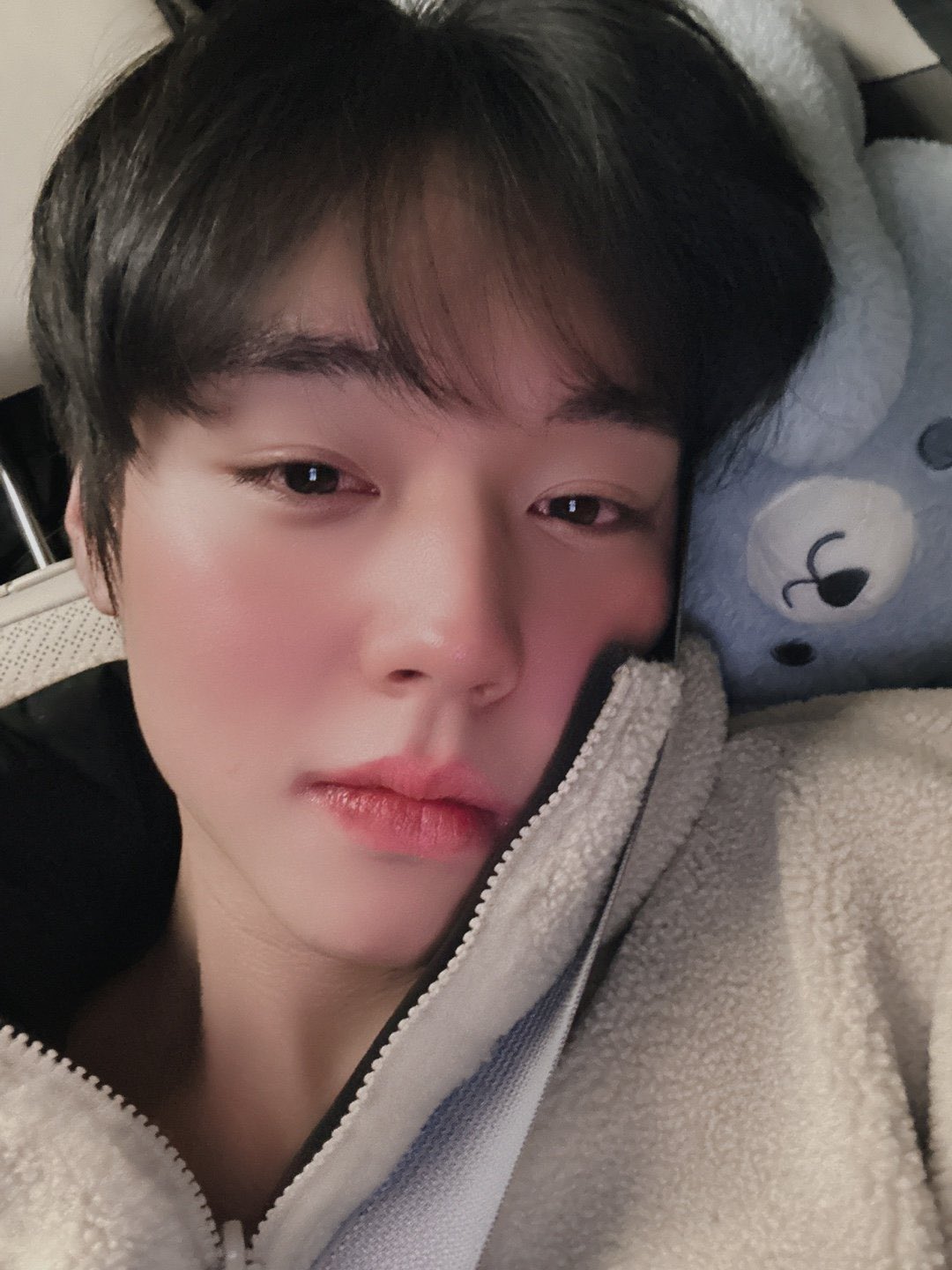 ㄱ [잡담] 박지훈이 이래 생긴 죄 | 인스티즈
