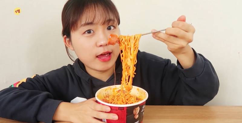 [잡담] 이 유튜버 아는 사람 있음 ? | 인스티즈