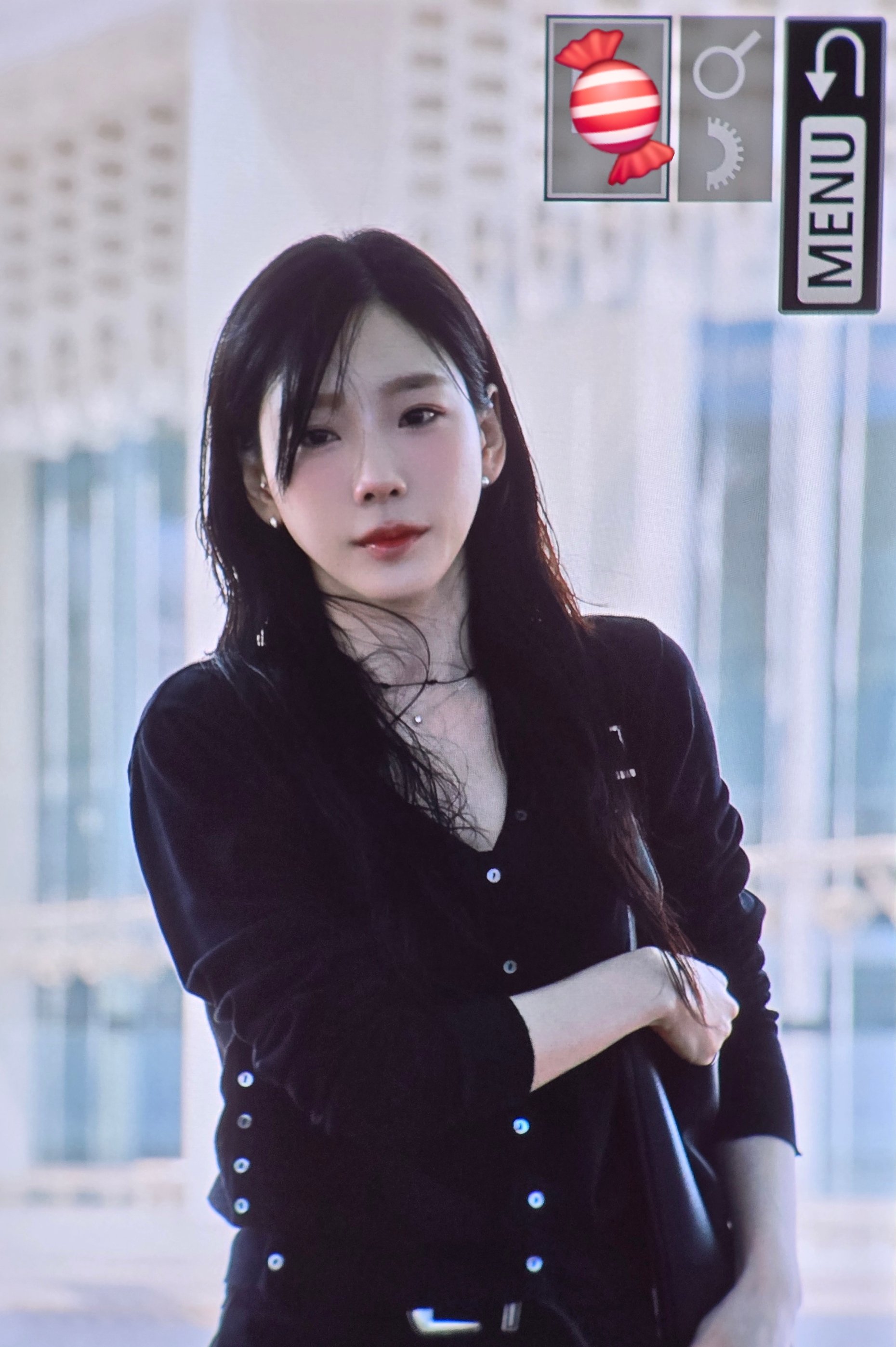 [잡담] 태연 출국 올블랙 너무이쁘다 | 인스티즈